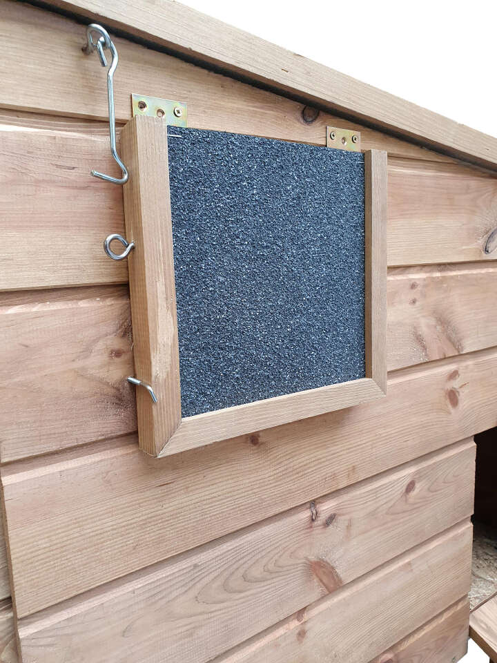 dobar Hühnerstall mit Legebox